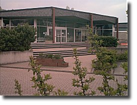 Es ensteht der Eindruck, dass der Rat bewusst und gewollt auf die entg&uuml;ltige Schlie&szlig;ung des Schwimmbades hinarbeitet!
